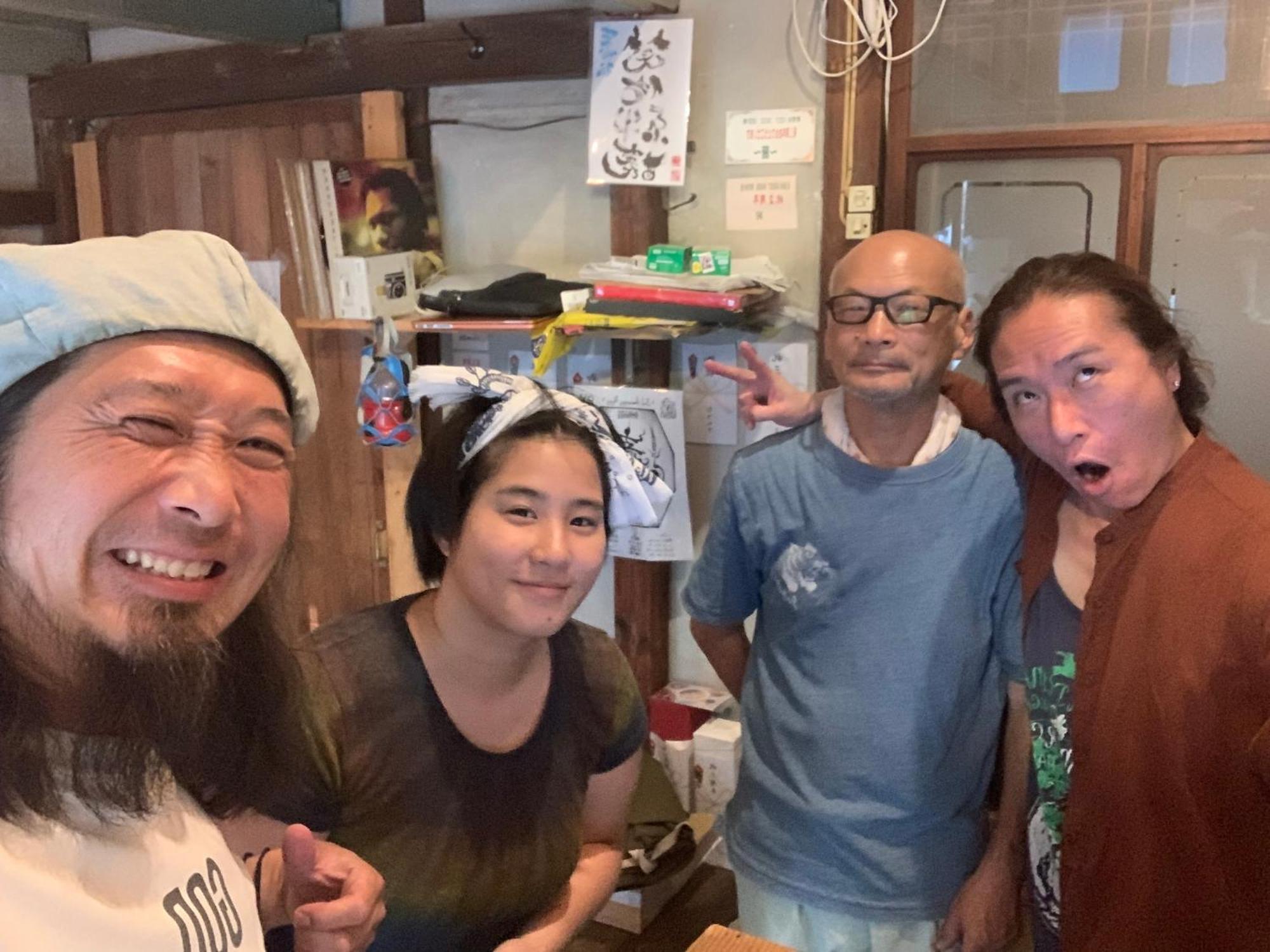 Bakushuku Den Guest House Brew Matsuyama  Esterno foto